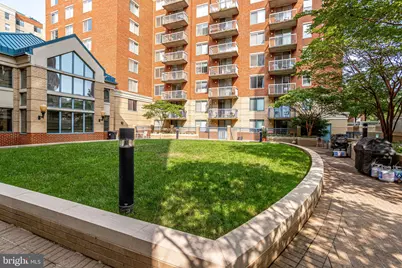 3830 9th Street N #602W, Arlington, VA 22203 - Photo 5