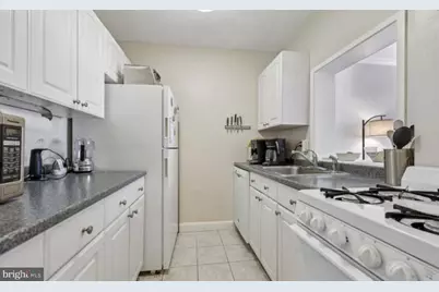 1121 Arlington Boulevard #321, Arlington, VA 22209 - Photo 3