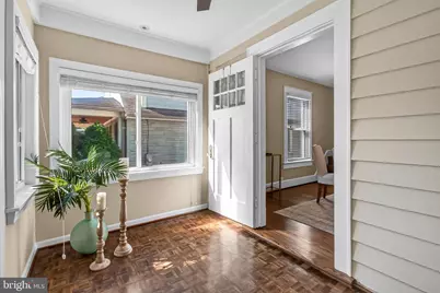 210 S Barton Street S, Arlington, VA 22204 - Photo 3