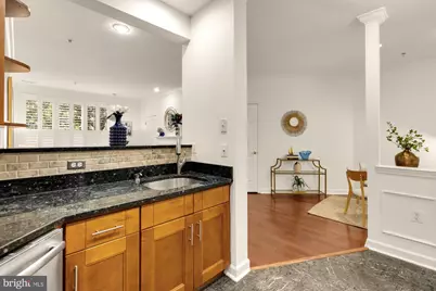 1320 N Wayne Street #101, Arlington, VA 22201 - Photo 7