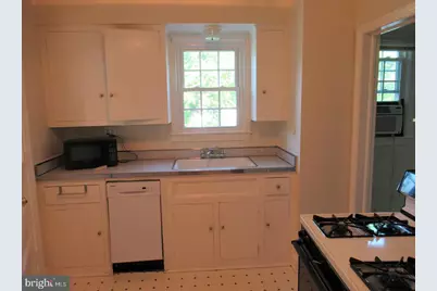 723 22nd Street S, Arlington, VA 22202 - Photo 5