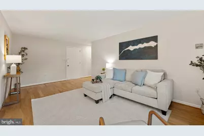 1300 S Arlington Ridge Road S #314, Arlington, VA 22202 - Photo 5