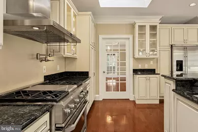2138 Patrick Henry Drive, Arlington, VA 22205 - Photo 17