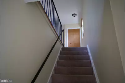 922 19th Street S #B2, Arlington, VA 22202 - Photo 3