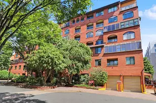 1029 N Stuart St, Arlington, VA 22201 - Photo 1