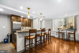 1121 Arlington Blvd, Arlington, VA 22209 - Photo 15