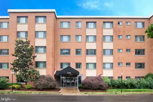 1200 S Arlington Ridge Rd, Arlington, VA 22202 - Photo 1