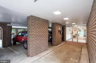 1510 12th St N, Arlington, VA 22209 - Photo 29