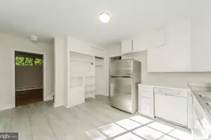 1421 21st St S, Arlington, VA 22202 - Photo 9