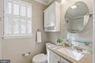 4656 34th St S, Arlington, VA 22206 - Photo 17
