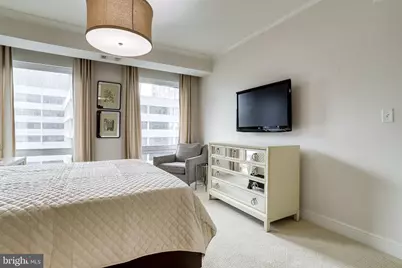 1111 19th Street N #1406, Arlington, VA 22209 - Photo 17