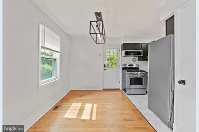 310 S Illinois Street, Arlington, VA 22204 - Photo 9
