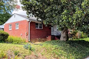 2016 N Woodstock St, Arlington, VA 22207 - Photo 3