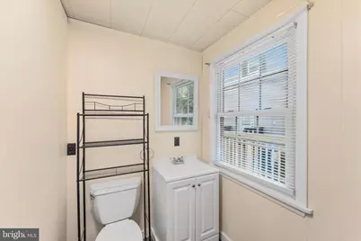 9 N Greenbrier Street, Arlington, VA 22203 - Photo 15