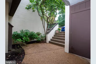 2112 S Quincy Street #3E1, Arlington, VA 22204 - Photo 3