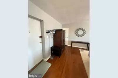 3601 5th Street S #405, Arlington, VA 22204 - Photo 3