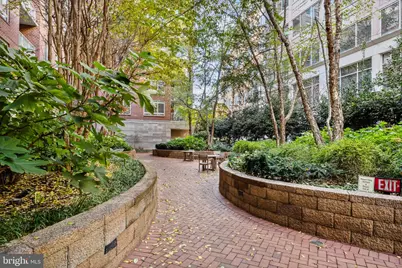 820 N Pollard Street #410, Arlington, VA 22203 - Photo 31