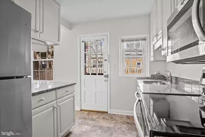 3305 S Wakefield Street #A, Arlington, VA 22206 - Photo 9