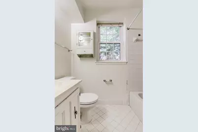 4906 S 30th Street S #B2, Arlington, VA 22206 - Photo 9