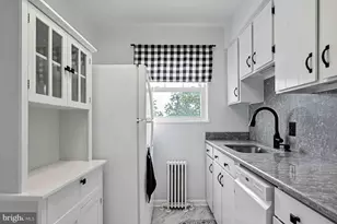 1402 12th St N, Arlington, VA 22209 - Photo 15