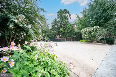 1402 12th Street N #S205, Arlington, VA 22209 - Photo 29