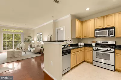 2301 25th Street S #4-205, Arlington, VA 22206 - Photo 5