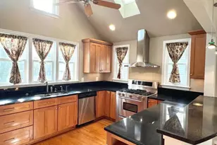 1010 N Kentucky St, Arlington, VA 22205 - Photo 5