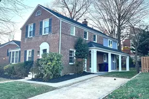 1010 N Kentucky St, Arlington, VA 22205 - Photo 1