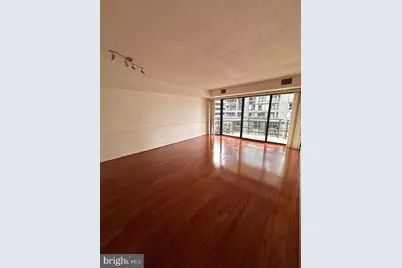 [Address not provided], Arlington, VA 22209 - Photo 3