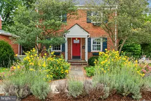 2229 N Quantico St, Arlington, VA 22205 - Photo 1