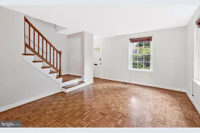 4829 28th Street S #B, Arlington, VA 22206 - Photo 5
