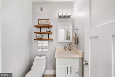 613 S Buchanan Street, Arlington, VA 22204 - Photo 27