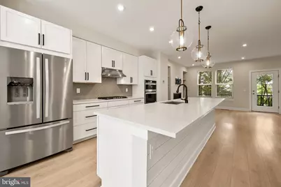 1021 S Taylor Court, Arlington, VA 22204 - Photo 7