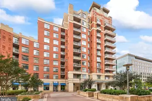 3600 S Glebe Road S, Arlington, VA 22202 - Photo 1