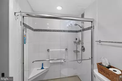 4141 N North Henderson Road #311, Arlington, VA 22203 - Photo 19