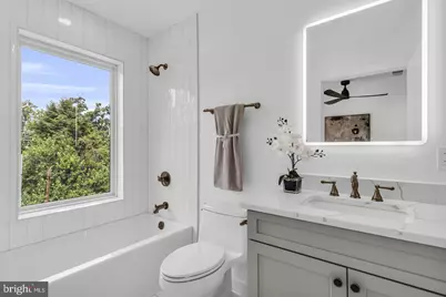 1201 N Quinn Street #203, Arlington, VA 22209 - Photo 11