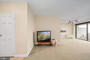 4141 N Henderson Rd, Arlington, VA 22203 - Photo 29