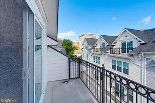 807 N Woodrow St, Arlington, VA 22203 - Photo 33