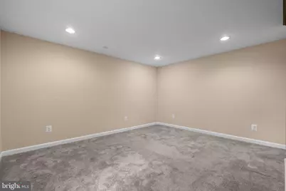 2427 N Sycamore Street, Arlington, VA 22207 - Photo 13