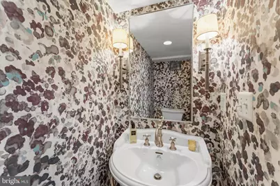 4600 32nd Road N, Arlington, VA 22207 - Photo 23