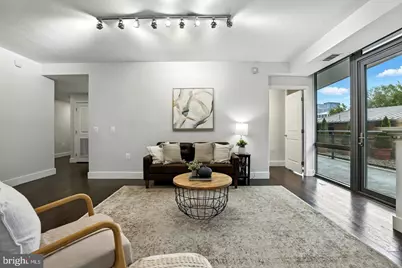 2001 15th Street N #111, Arlington, VA 22201 - Photo 3