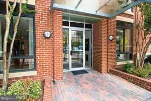 1200 N Hartford Street N, Arlington, VA 22201 - Photo 3