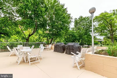 1300 Army Navy Drive #827, Arlington, VA 22202 - Photo 35