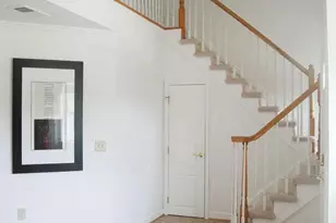 6916 Fairfax Dr, Arlington, VA 22213 - Photo 3