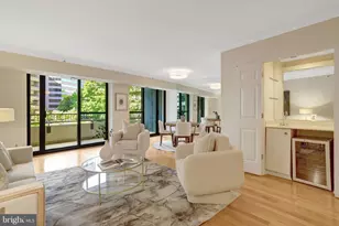 1300 Crystal Dr, Arlington, VA 22202 - Photo 1