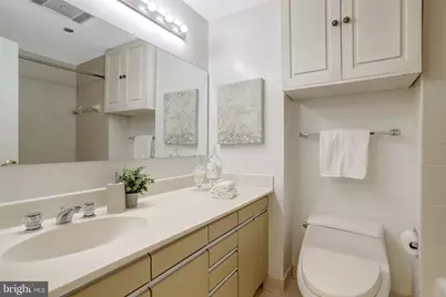 1300 Crystal Drive #401S, Arlington, VA 22202 - Photo 21