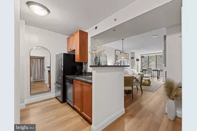 851 N Glebe Road #207, Arlington, VA 22203 - Photo 3