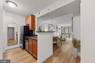 851 N Glebe Rd, Arlington, VA 22203 - Photo 3