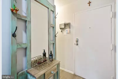 5009 7th Road S #102, Arlington, VA 22204 - Photo 23