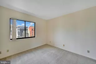 1600 Oak Street N, Arlington, VA 22209 - Photo 7